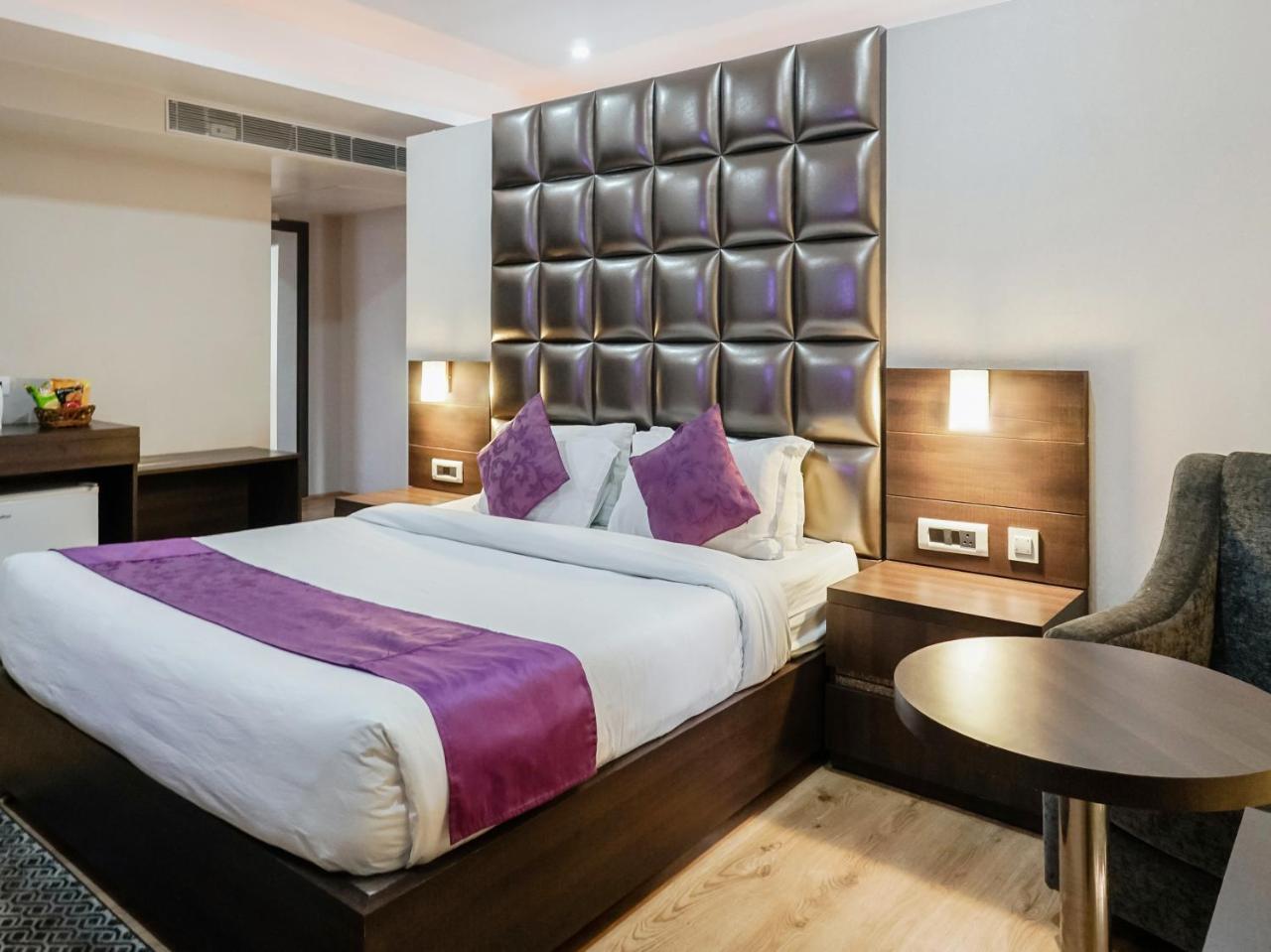 Treebo Tryst The Kalyaniz Guwahati Exterior foto